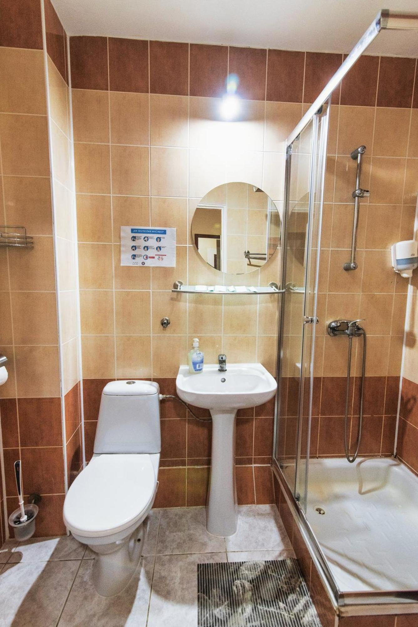 Ow Inter Piast Kalbornia - Z Wlasna Plaza Z Kapieliskiem I Przystania Dabrowno  Exterior photo